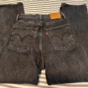 Levi’s Ribcage size 27